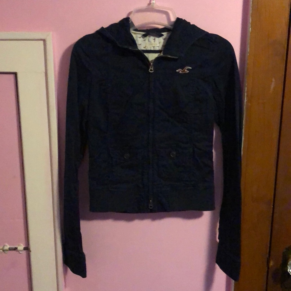 Hollister light weight hooded jacket🌸